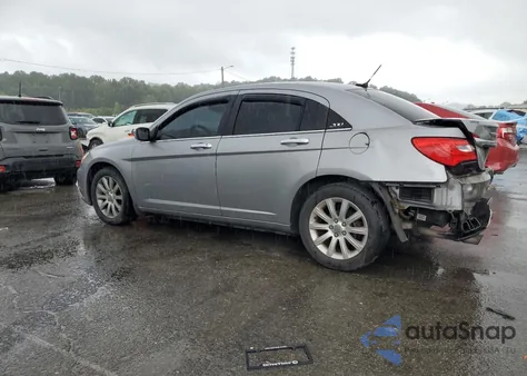 2013 Chrysler 200 Limited из США, поврежденный, VIN 1C3CCBCG8DN653018